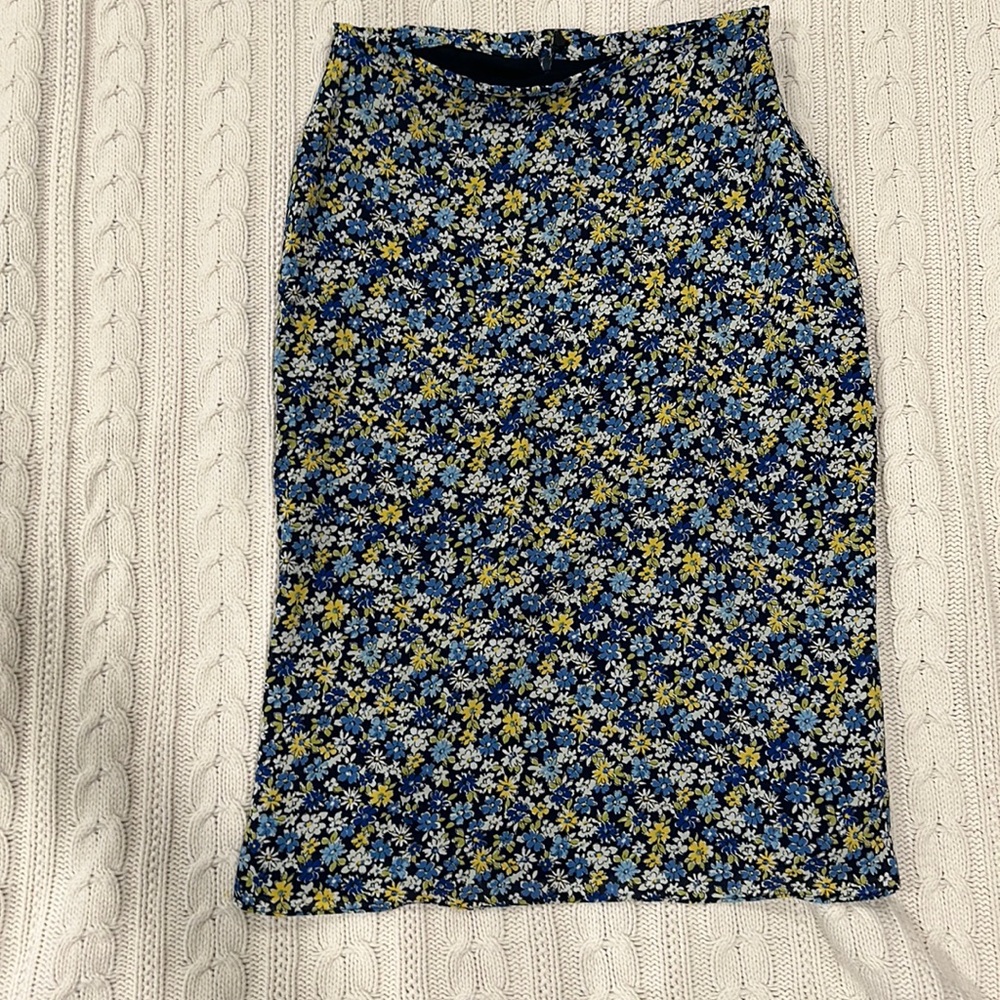 Vintage Harold’s blue yellow floral midi skirt size 4